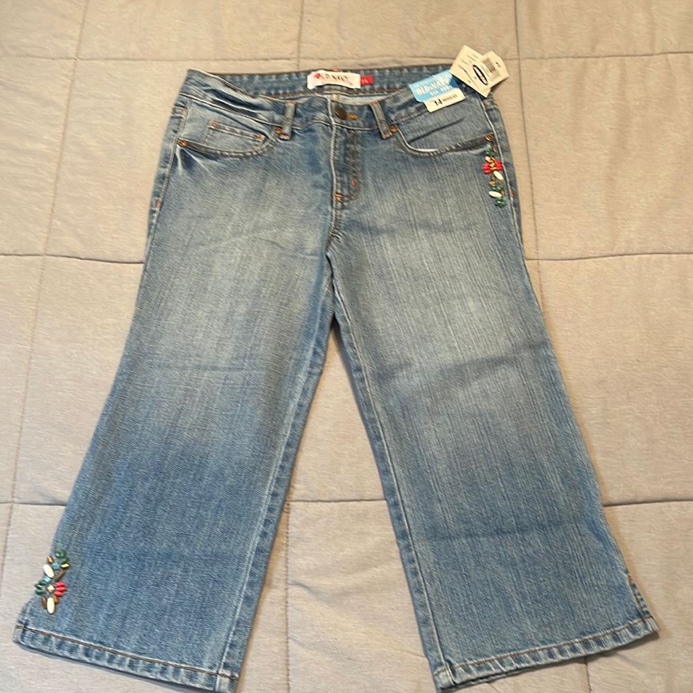 🆕 NWT crop beaded jeans